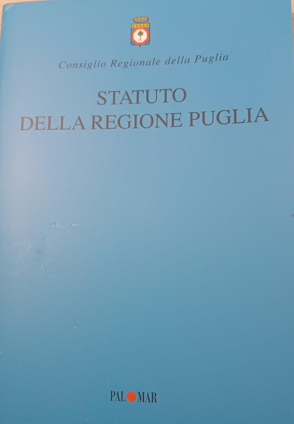 Copertina di Statuto della Regione Puglia